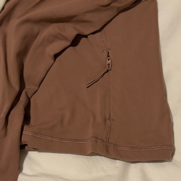 Two Lululemon Run Rulu Tops - Picture 5 of 6